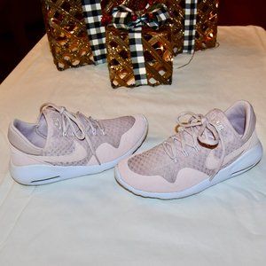 Women's Nike Air Max Sasha w Particle Rose Size 8